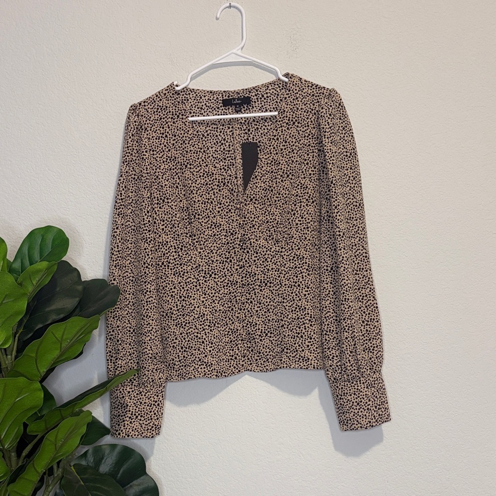 Lulu's Tan and Black Speckled Long Sleeve Blouse